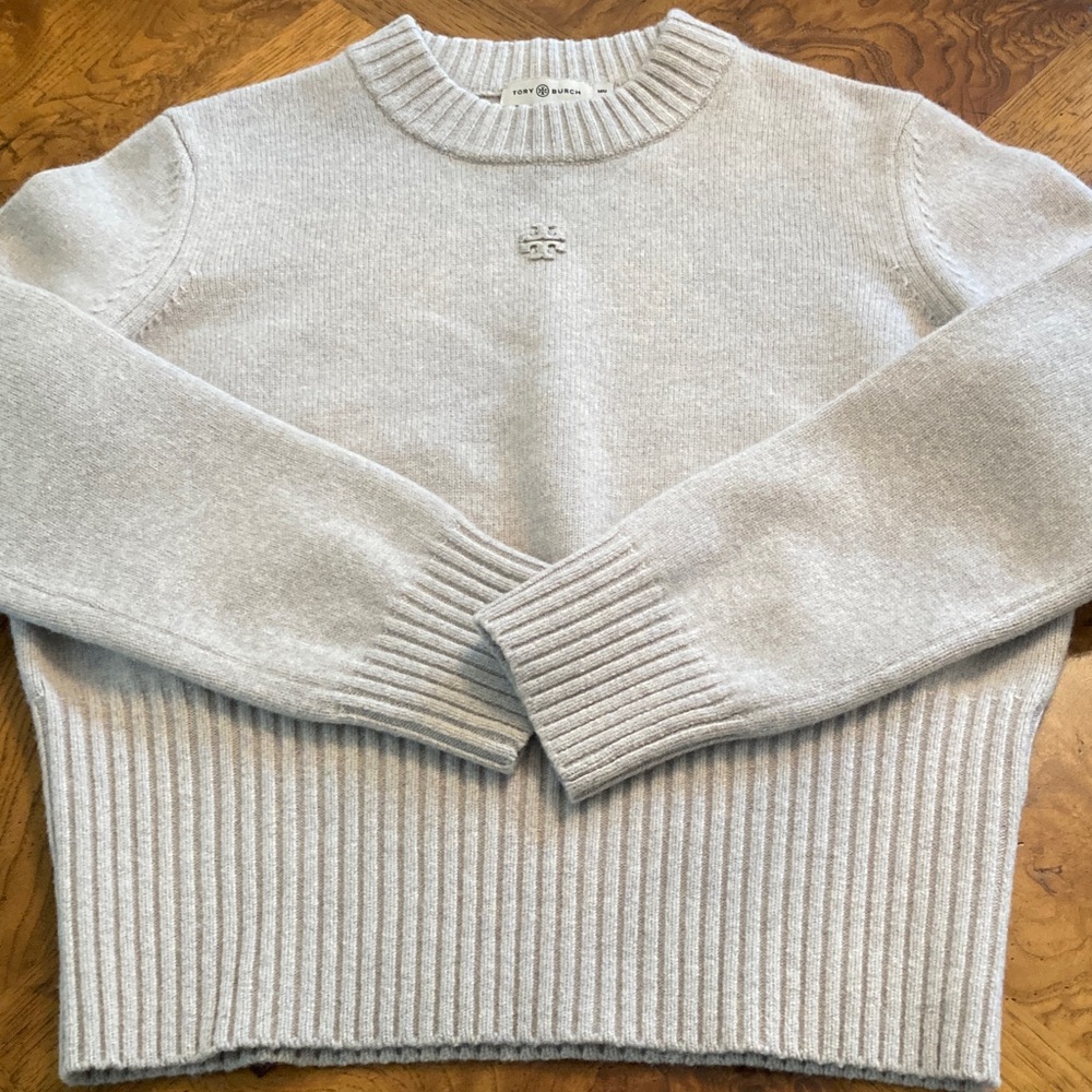 Tory Burch Light taupe/ tan  ribbed bottom pullover crew neck sweater. Size M